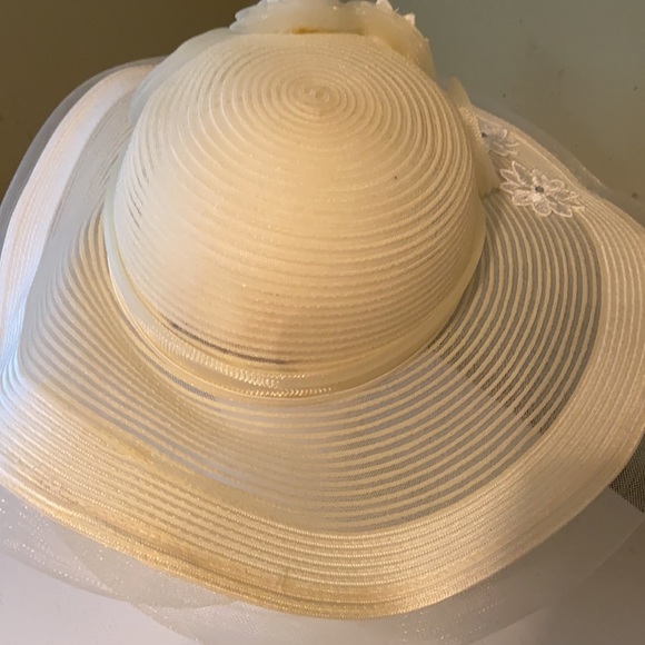 Beautiful Mr. Hi’s Lite & Airy Dress/Church/Derby Hat main image 5